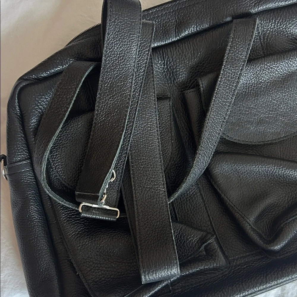 N/A black leather